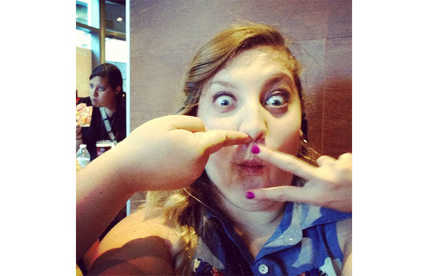 selfie cewek antimainstream © 2016 brilio.net