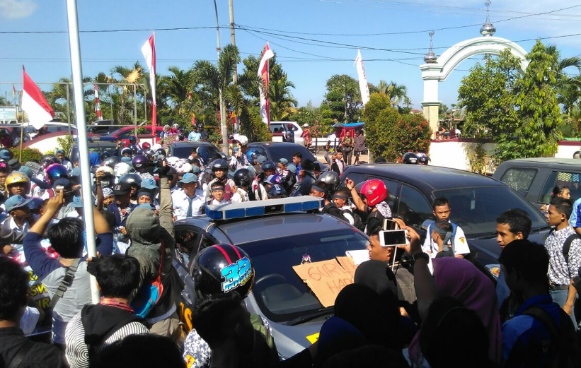 siswa geruduk Tamalate © 2016 brilio.net