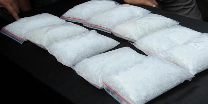 kelakuan polisi  © 2016 brilio.net kelakuan polisi  © 2016 brilio.net