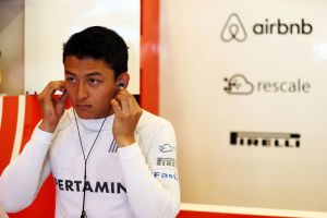 Rio Haryanto tetap happy tuh meski jadi pebalap cadangan Manor