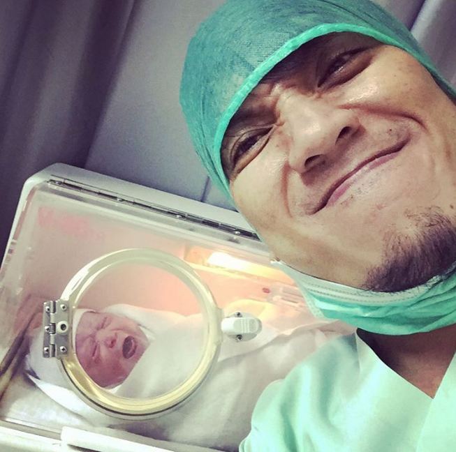 artis lahiran © 2016 brilio.net artis lahiran © 2016 brilio.net