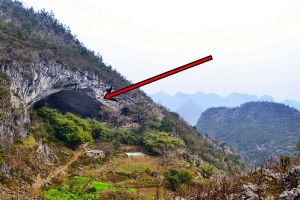 11 Foto menakjubkan desa di dalam gua, ada sekolahannya pula!