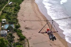 7 Spot flying fox paling bikin deg-degan di Indonesia, kamu berani? 