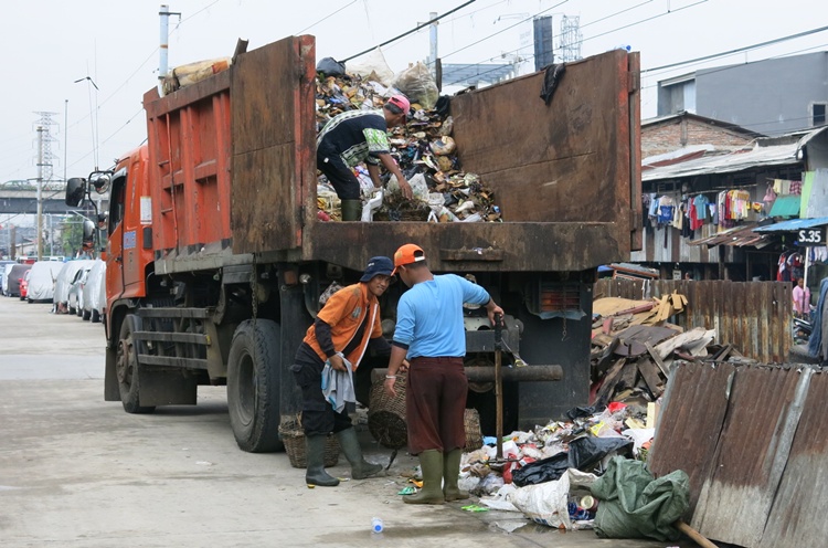 Setiap hari ada 175 ribu ton sampah di Indonesia, duh parah banget!