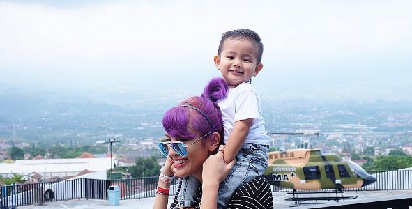 Tranformasi Sharena © 2016 brilio.net Tranformasi Sharena © 2016 brilio.net