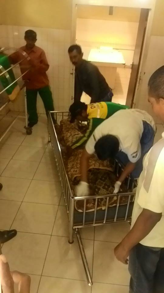 Pahlawan Kebersihan © 2016 brilio.net