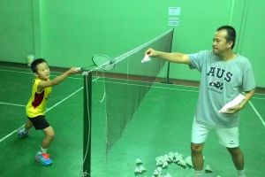 Kejar mimpi jadi atlet bulutangkis, bocah ini curi perhatian legenda