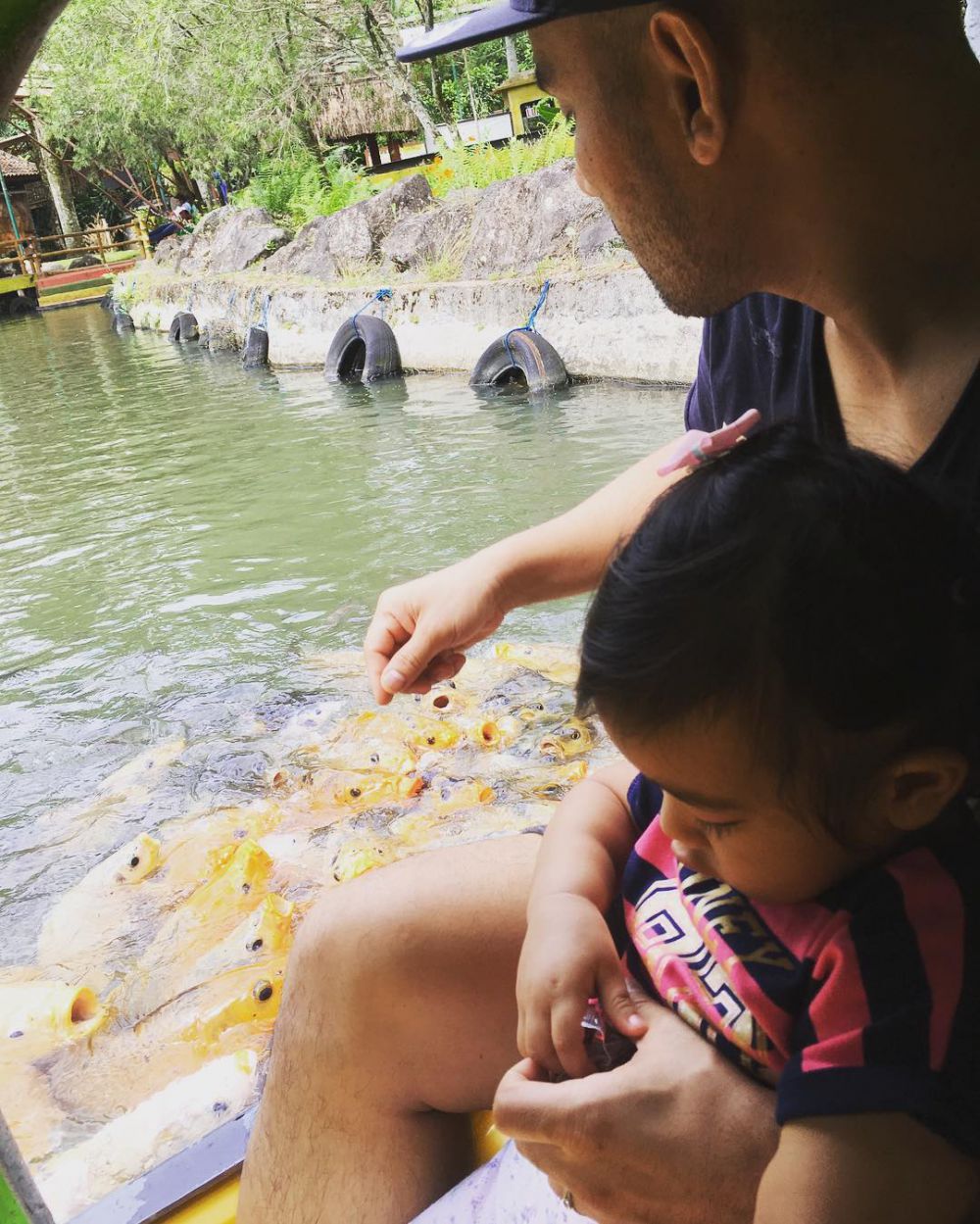 judika dan anak © 2016 brilio.net