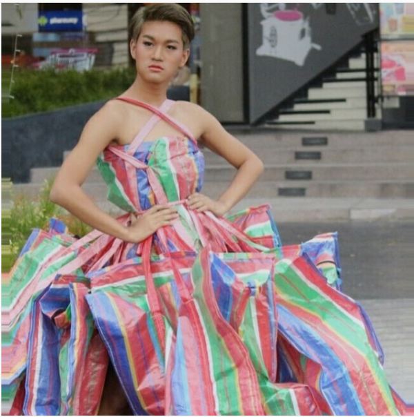 Fashion unik ala Madaew 'model' asal Thailand ini greget abis deh