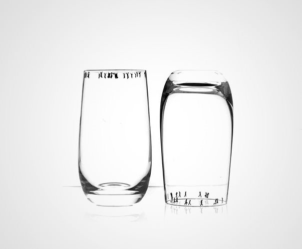 17 Desain gelas ini artistik nan menarik banget, jadi pengen punya