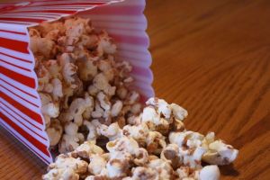 Mau rasa popcorn yang unik? Ini 16 cara mengolah yang bisa kamu coba