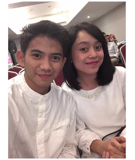 foto kedekatan lesty kejora dengan rizki ridho © 2016 brilio.net foto kedekatan lesty kejora dengan rizki ridho © 2016 brilio.net