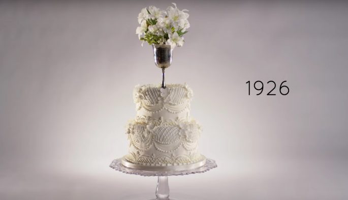 11 Potret perubahan gaya kue pernikahan selama 100 tahun, seperti apa 