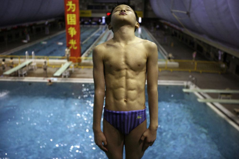 10 Foto ini bukti bahwa China memang pabrik atlet berbakat