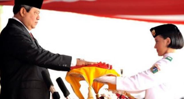 tsel_pembawa bendera pusaka © 2016 brilio.net