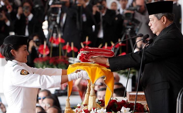 tsel_pembawa bendera pusaka © 2016 brilio.net