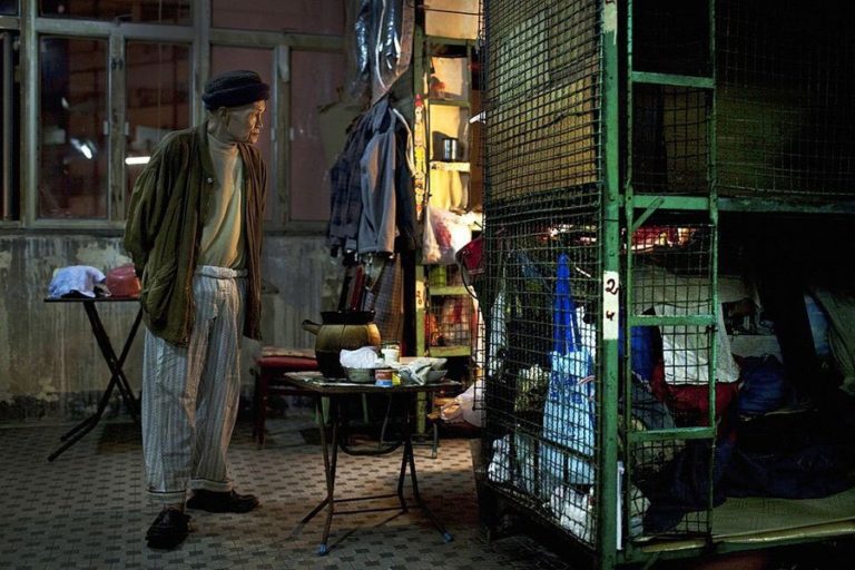 Begini sisi gelap kota Hong Kong, orang miskin tinggal dalam kandang