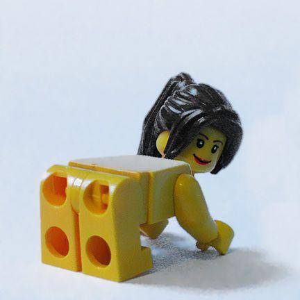 15 Kreasi bentuk lego jika dimainkan orang dewasa, imajinasinya liar