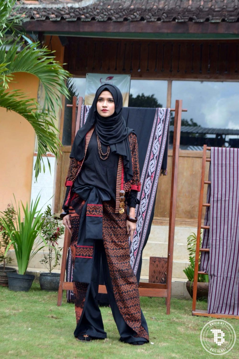 Iffah M Dewi, narasikan sejarah Islam lewat koleksi 'Jaziratul Muluk'