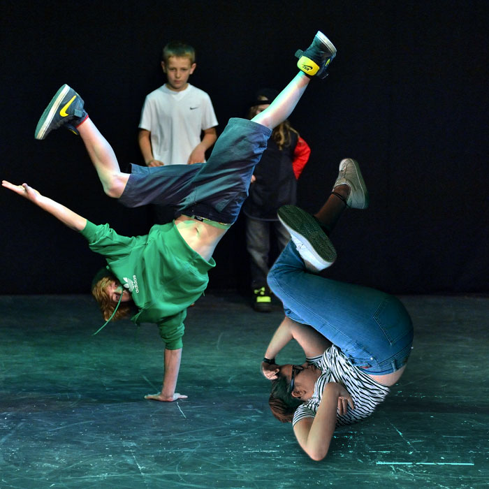 tidur di perpus © 2016 brilio.net tidur di perpus © 2016 brilio.net