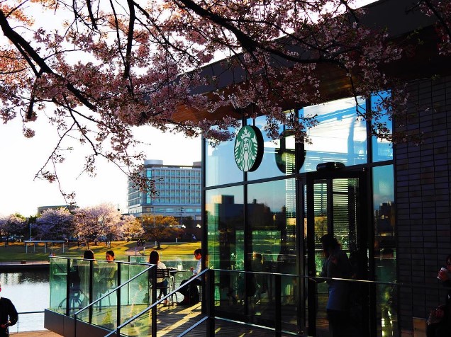 kedai sturbucks © 2016 brilio.net kedai sturbucks © 2016 brilio.net