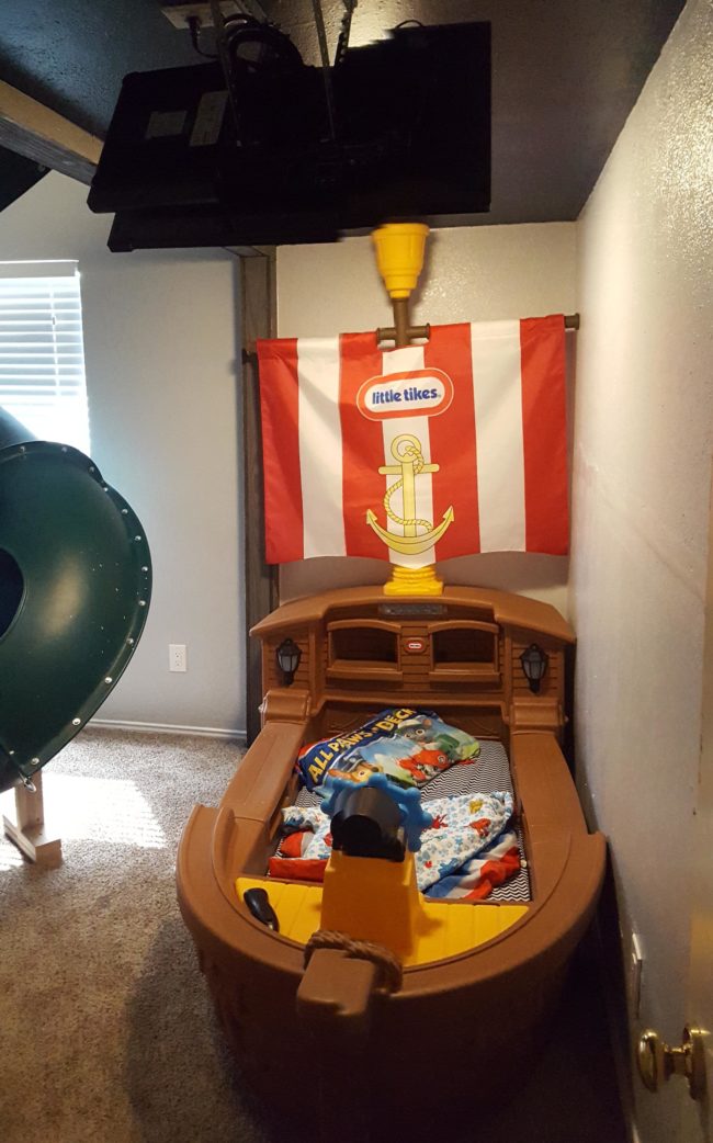 Ayah ini ubah kamar putranya jadi tempat bermain keren, ini hasilnya
