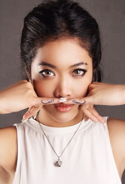 widy vierratale © 2016 brilio.net