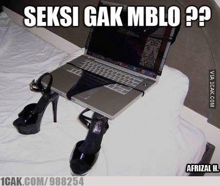 Meme biarkan jomblo berimajinasi © 2016 brilio.net Meme biarkan jomblo berimajinasi © 2016 brilio.net