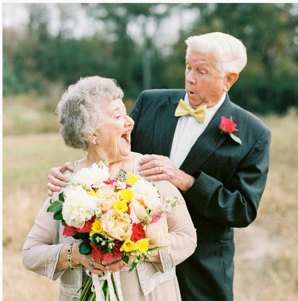 63 Tahun menikah, pasangan ini berfoto layaknya pengantin baru