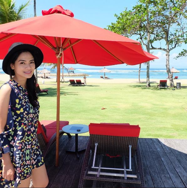 8 Foto romantisnya Titi Kamal & Tian liburan di Bali, jangan baper ya?