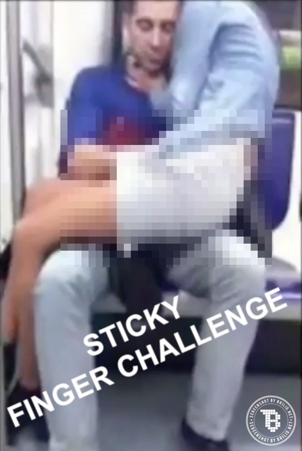 pasangan mesum © 2016 brilio.net pasangan mesum © 2016 brilio.net