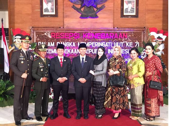 artis memilih tinggal di luar jakarta 1-7 © 2016 brilio.net artis memilih tinggal di luar jakarta 1-7 © 2016 brilio.net