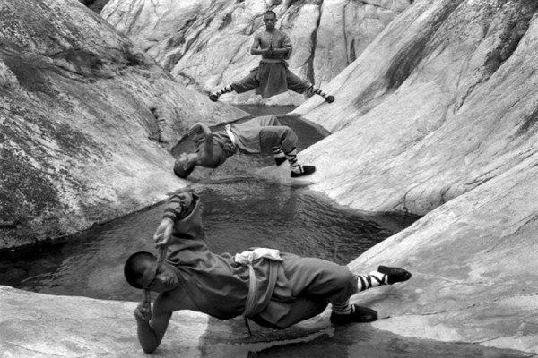 13 Foto biksu berlatih Kungfu ini ingatkan kamu pada film Boboho 