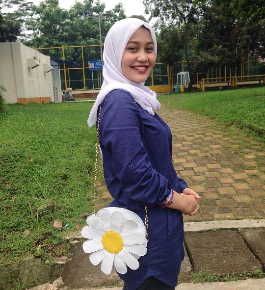 Zahra Khairunnisa © 2016 brilio.net Zahra Khairunnisa © 2016 brilio.net