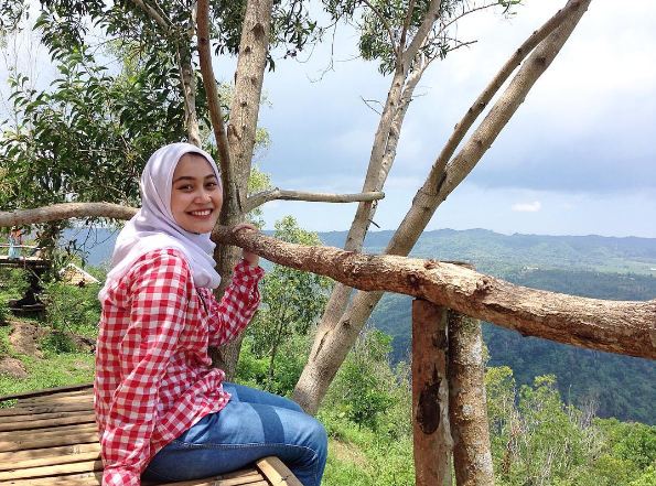 Zahra Khairunnisa © 2016 brilio.net Zahra Khairunnisa © 2016 brilio.net