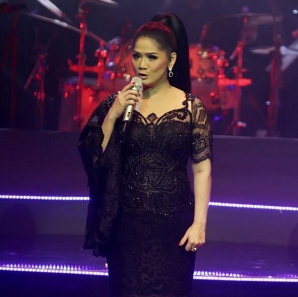 vina panduwinata 1-11 © 2016 brilio.net