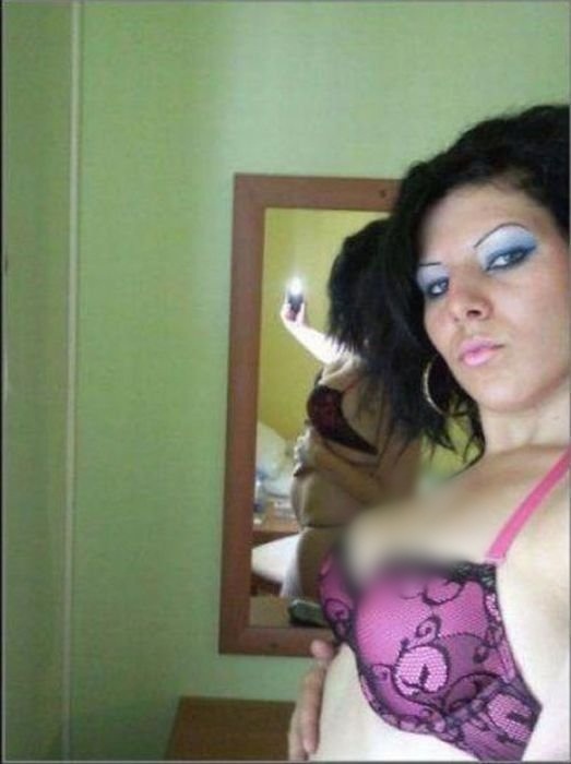 Foto salah fokus gara-gara cermin © 2016 brilio.net