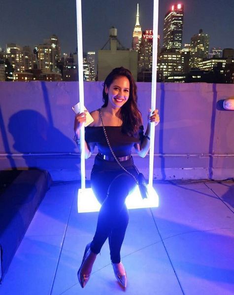 gaya artis indonesia saat hadiri new york fashion week © 2016 brilio.net gaya artis indonesia saat hadiri new york fashion week © 2016 brilio.net