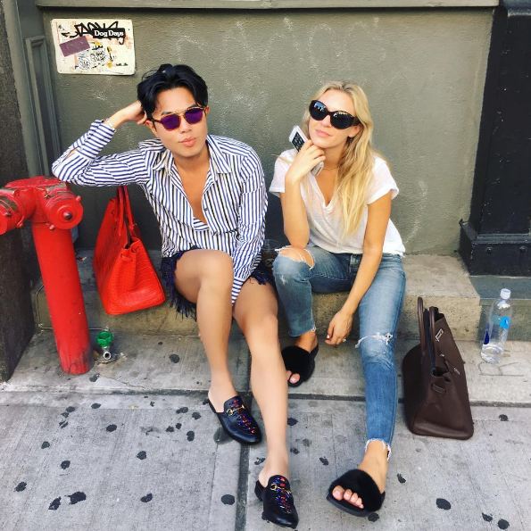 gaya artis indonesia saat hadiri new york fashion week © 2016 brilio.net gaya artis indonesia saat hadiri new york fashion week © 2016 brilio.net