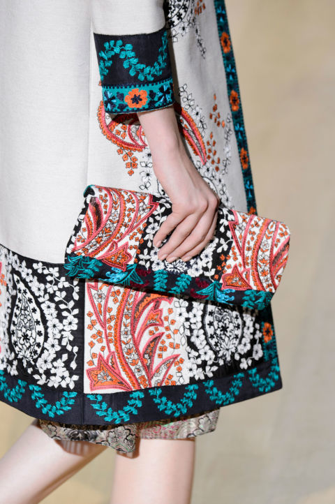 standout bag © 2016 brilio.net