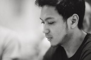 10 Foto Nino Prabowo, jebolan Idol yang mainkan JK di film Athirah