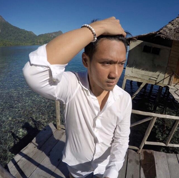 10 Foto Nino Prabowo, jebolan Idol yang mainkan JK di film Athirah