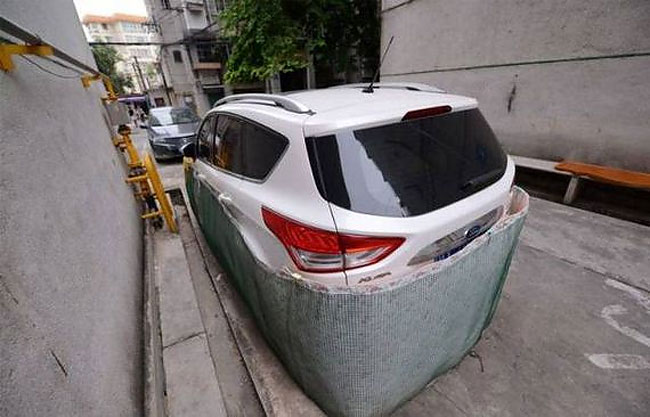 Trik orang China lindungi mobilnya dari tikus ini bikin geleng-geleng