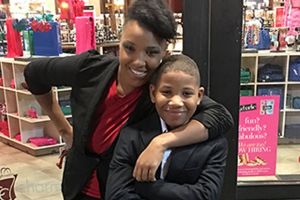 Bocah 8 tahun ini buka toko kue demi bisa belikan rumah buat ibunya