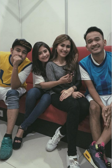 raffi dan ayu ting ting 1-11 © 2016 brilio.net