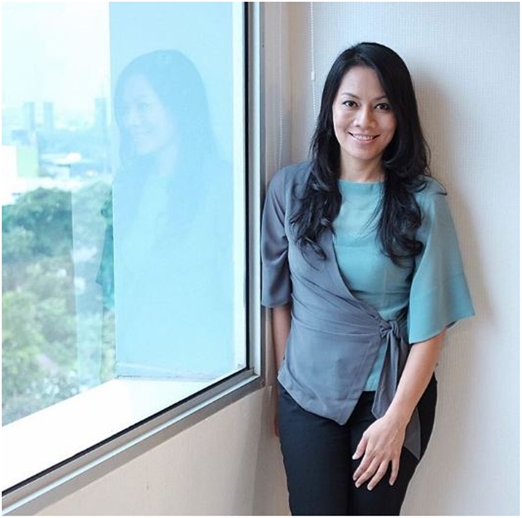 lirik puitis Istimewa