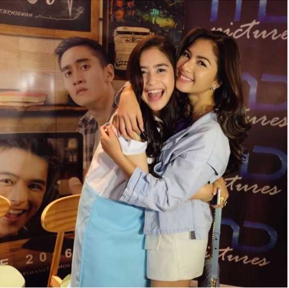 potret persahabatan jessica mila dan prilly © 2016 instagram
