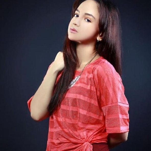 foto ini bukti angelica simperler masih seperti sma © 2016 instagram