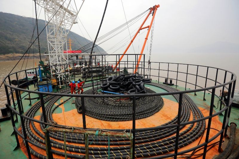 kabel internet bawah laut  © 2016 brilio.net kabel internet bawah laut  © 2016 brilio.net