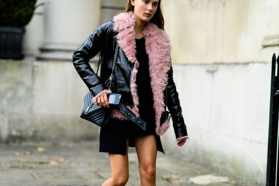 25 Foto gaun street style London Fashion Week, favoritmu yang mana?